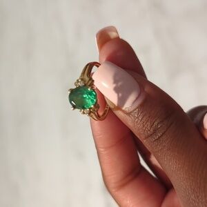 P14k gold & emerald ring